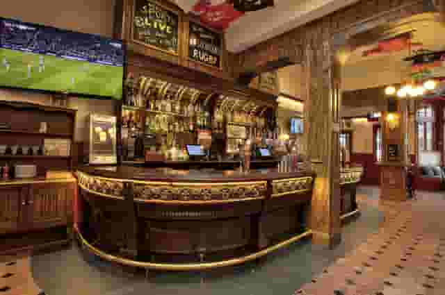 The Bull & Egret