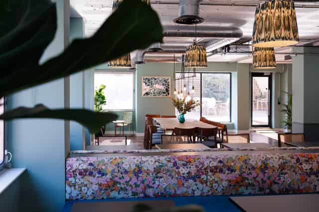 Meeting Room (8-person)