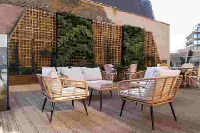 Courtyard (Outdoor)