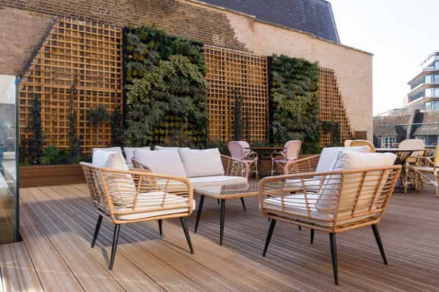 Courtyard (Outdoor)