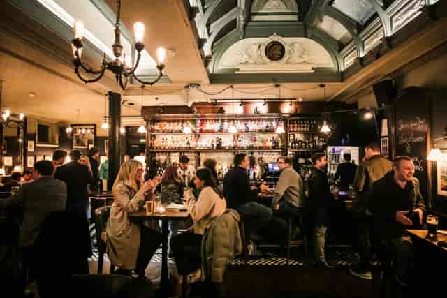 Punch Tavern - image 3