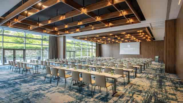 Boardroom A at Renaissance Porto Lapa, classroom setup for corporate training and meetings.