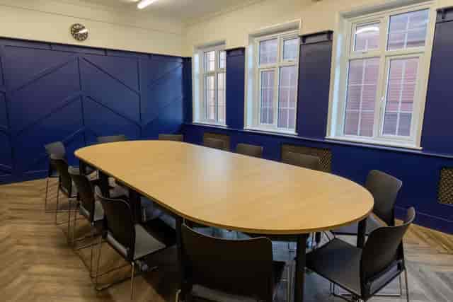 Vestry Hall, Mitcham - image 2