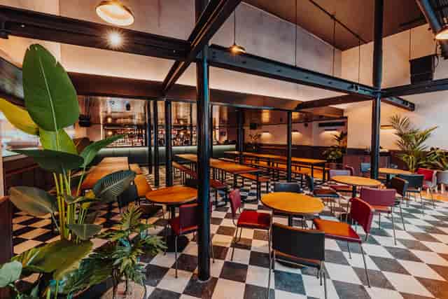 Industrial-chic Snug at BOXHALL City, perfect for networking events and corporate receptions.
