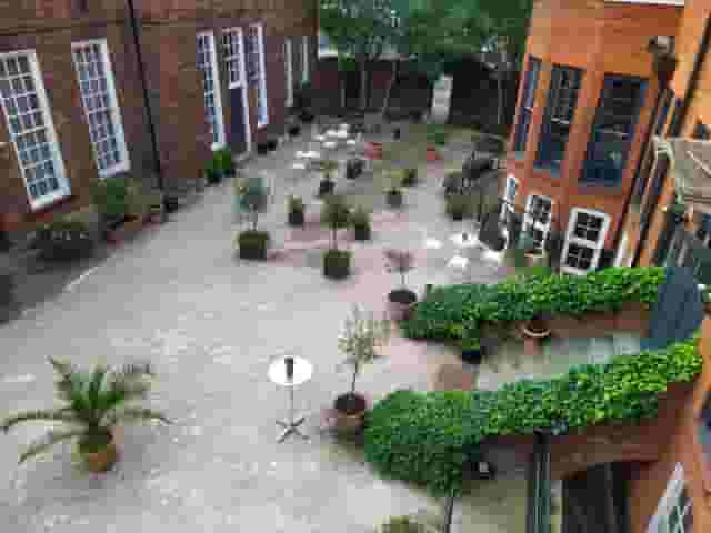 Courtyard & Garden