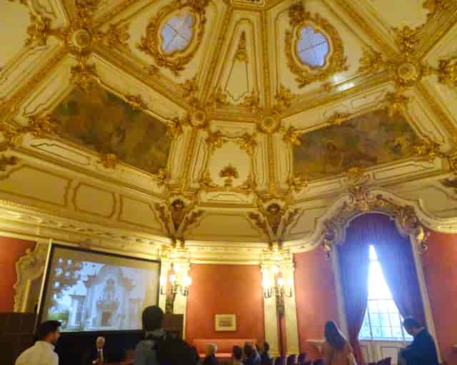 Historic Salón principal in Río Grande Sevilla, ornate venue for luxury corporate event weddings.