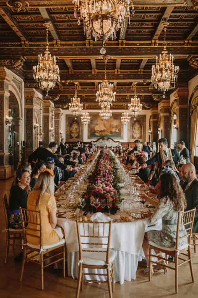 Exclusive banquet at Restaurante Casa Robles with ornate floral centerpiece for private events.