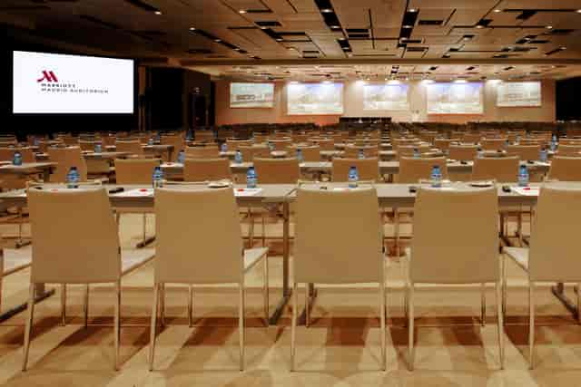 Madrid Marriott Auditorium - image 3