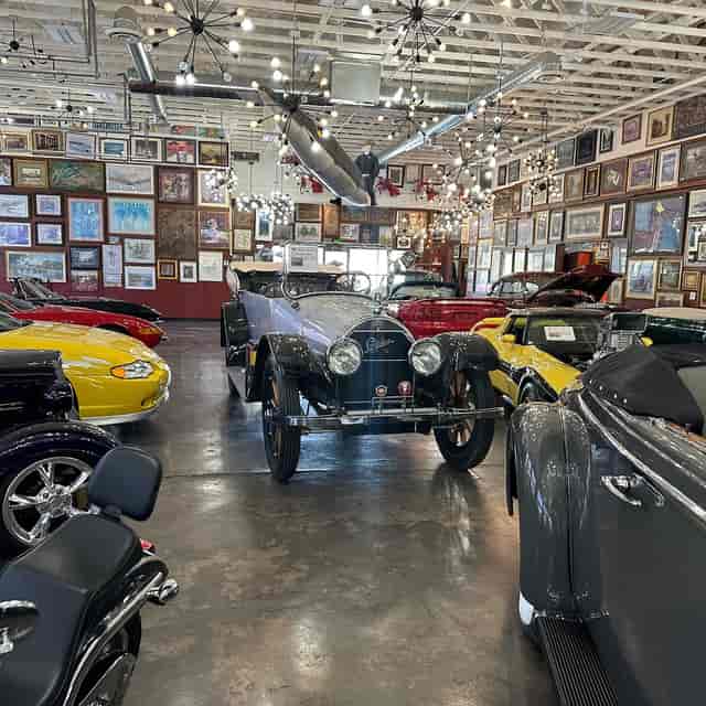 Atomic Motors Classic Cars & Motorcycles - image 2