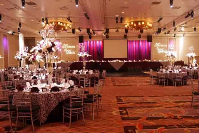 Treasure Island – TI Hotel & Casino - image 2