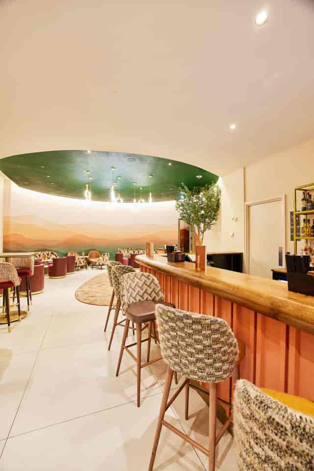The Cumberland Hotel - image 3