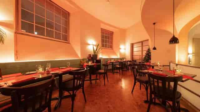 Hugos Restaurant - image 3
