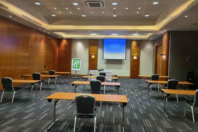 Holiday Inn London - Bloomsbury - image 3