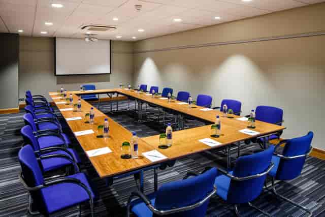 Holiday Inn London - Bloomsbury - image 2