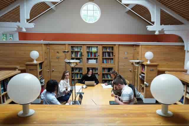Clare College - image 3