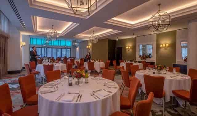 Clayton Hotel Cambridge - image 2
