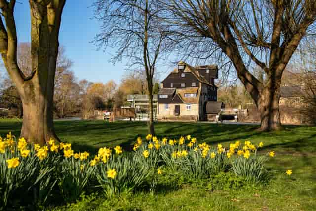 Houghton Mill: Historic watermill venue for corporate retreats and garden weddings.