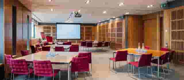 Newnham College +1 more
