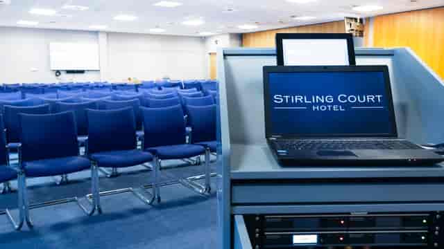 Stirling Court Hotel - image 2