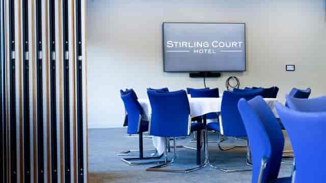 Stirling Court Hotel - image 2