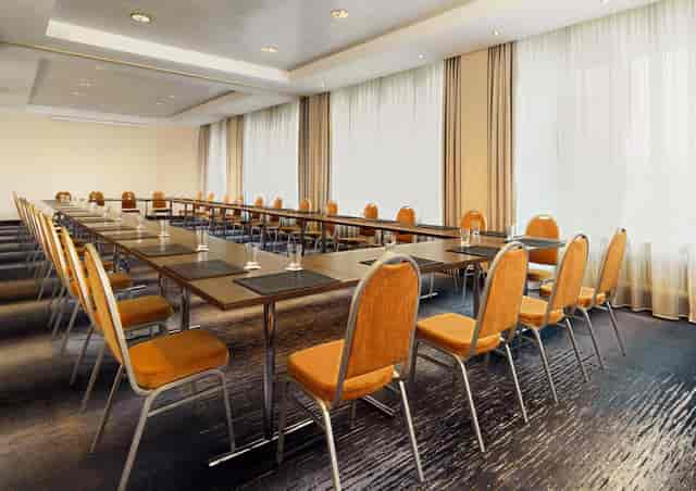 Sheraton Frankfurt Airport Hotel and Conference Center - image 3
