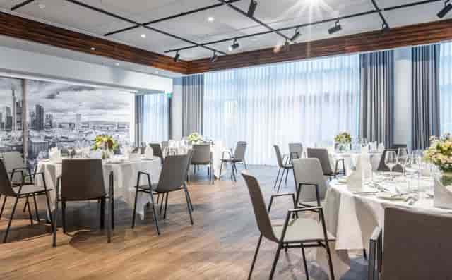 Radisson Blu Hotel, Frankfurt - image 2