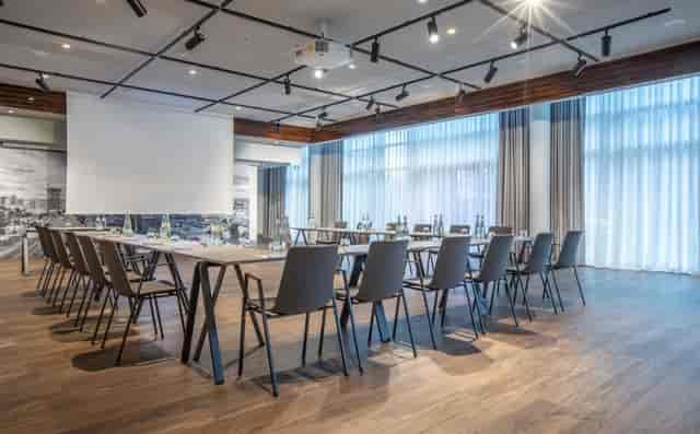Radisson Blu Hotel, Frankfurt - image 3