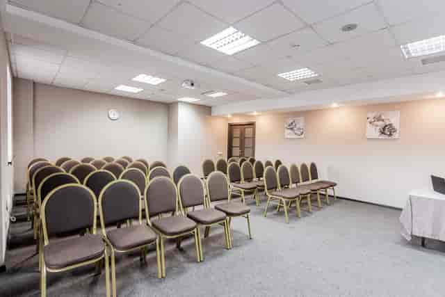 Park Hotel Almaty - image 2