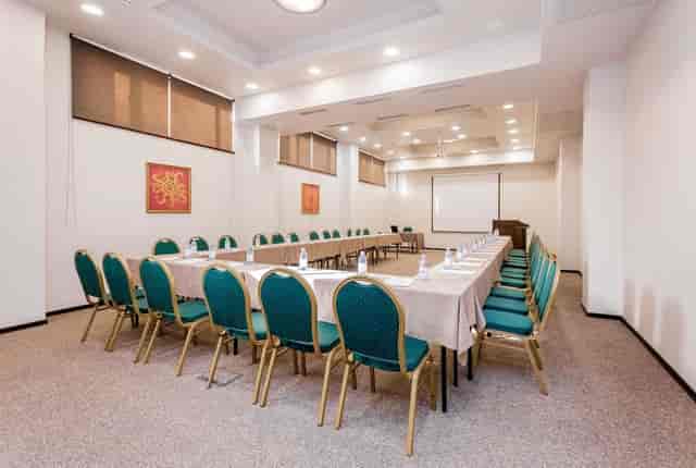 Park Hotel Almaty - image 2