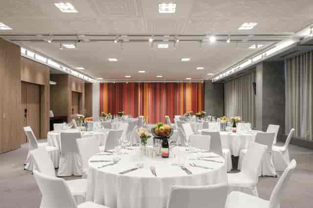 Novotel Almaty City Center - image 2