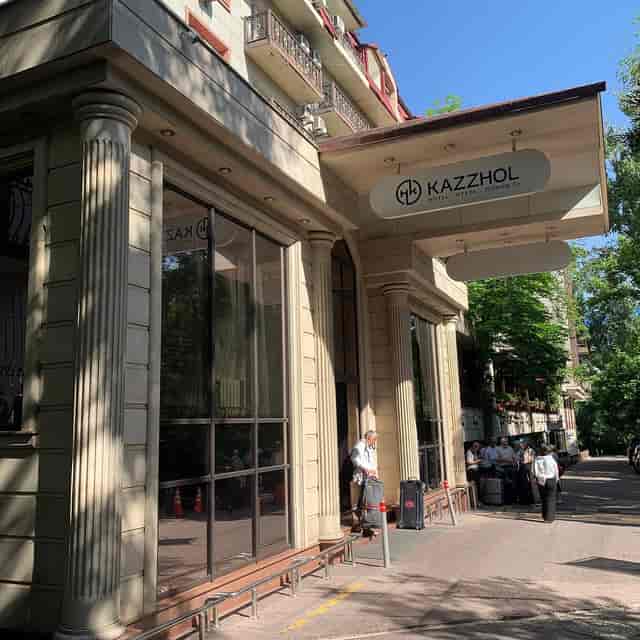 Kazzhol Hotel Almaty - image 3