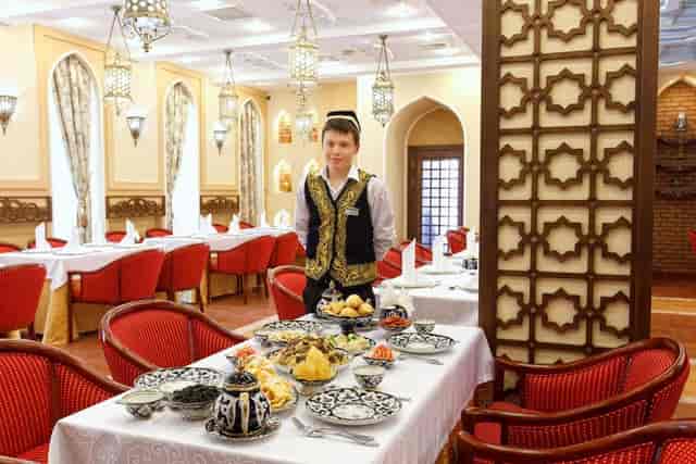 Kazzhol Hotel Almaty - image 2