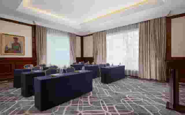 Moscow Meeting Room