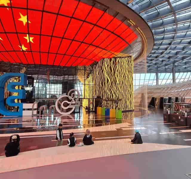 Main Hall Astana Congress Center: immersive lighting, premium corporate event, experiential venue.