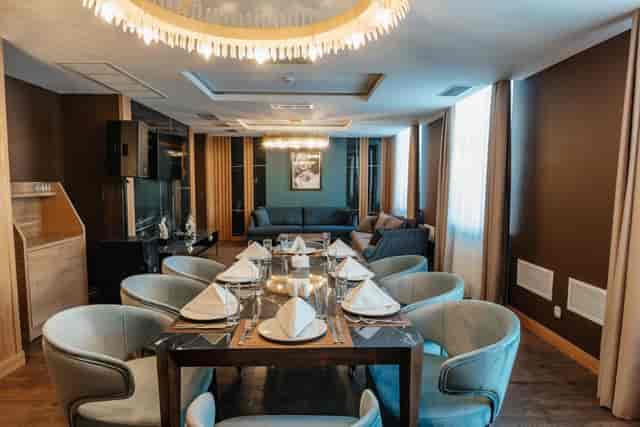 Ramada by Wyndham Astana - image 3