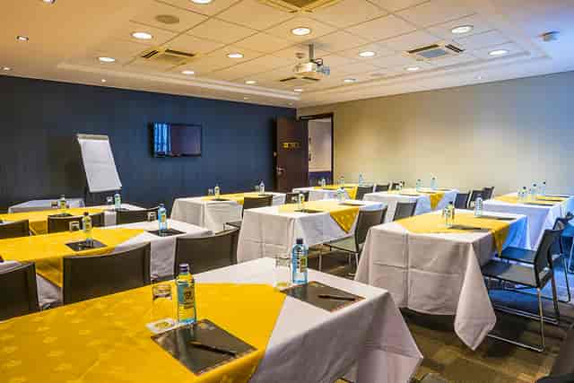 Eka Hotel Nairobi - image 3