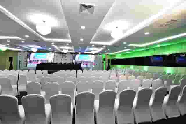Shimba Hills Room