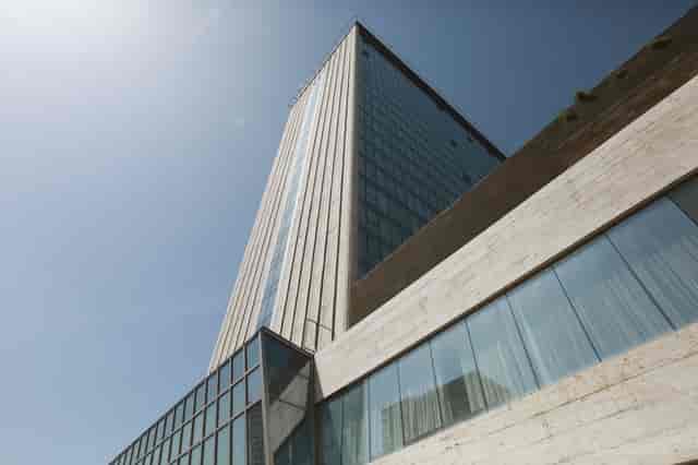 Panorama Meeting Room at Holiday Inn Tbilisi: modern corporate conference venue.