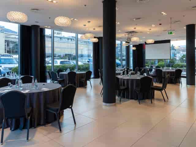 Radisson Blu Iveria Hotel, Tbilisi - image 2