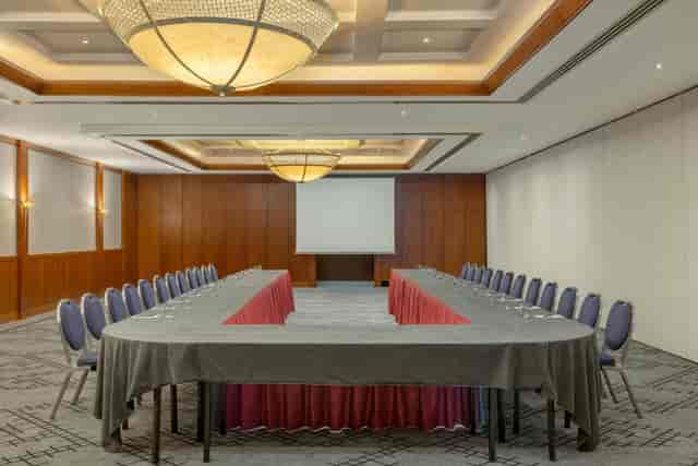 U-shape meeting room in Courtyard Marriott Tbilisi for corporate conferences and seminars.