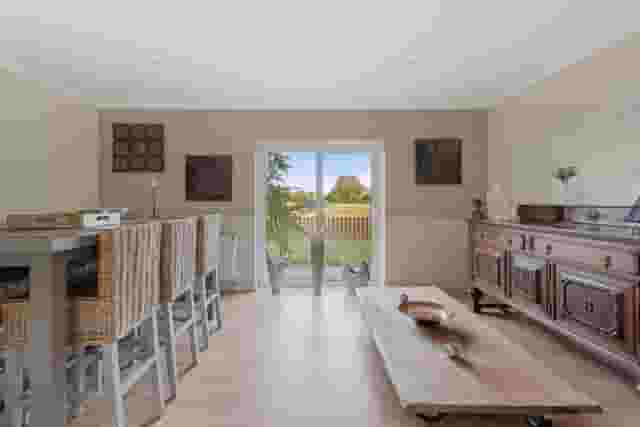 Lounge / Open-Plan Living and Dining Area