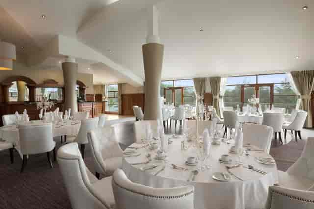 Crowne Plaza Belfast - image 2