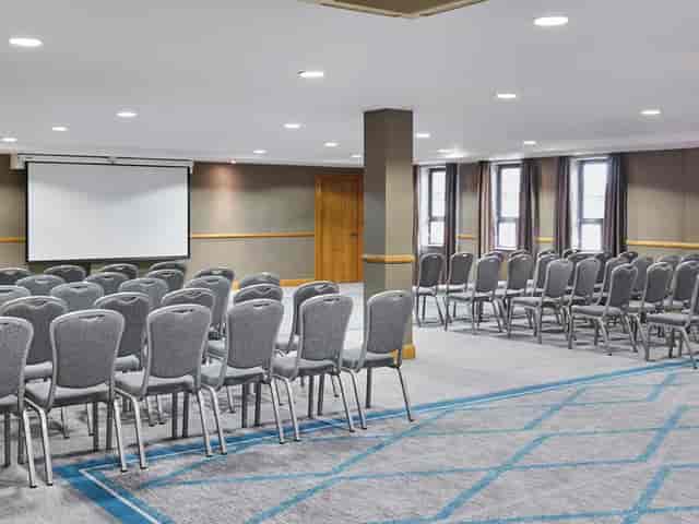 Crowne Plaza Belfast - image 3