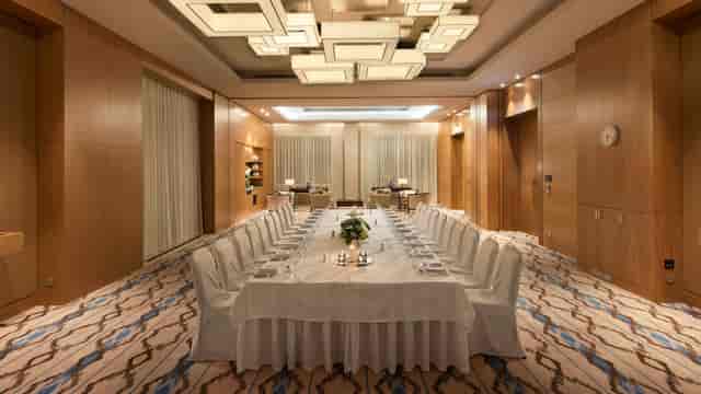Uzbekistan Hotel - image 2