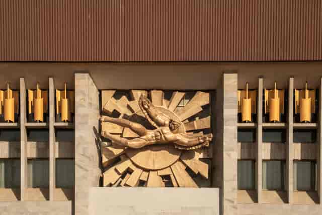 Tashkent Plaza - image 2