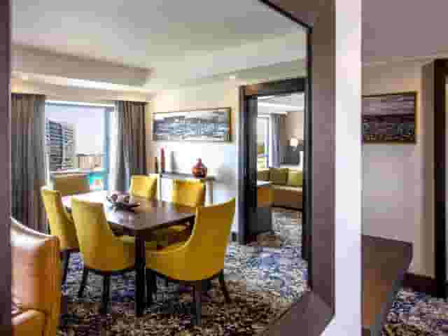 Mezzanine Meeting Room