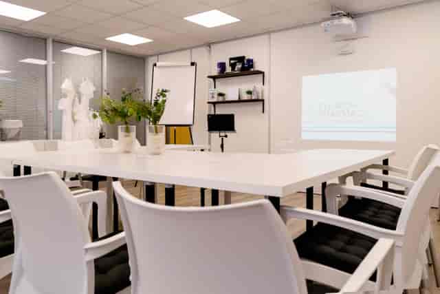 U-shaped meeting room in The Training Hub for professional workshops and corporate events.