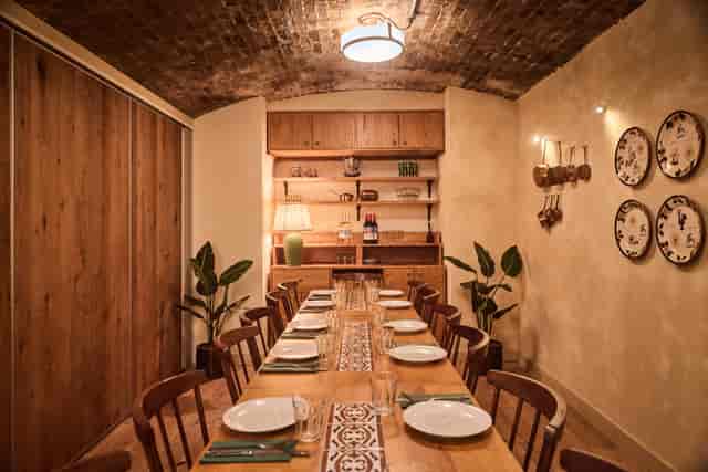 Casa do Frango - Mayfair - image 2