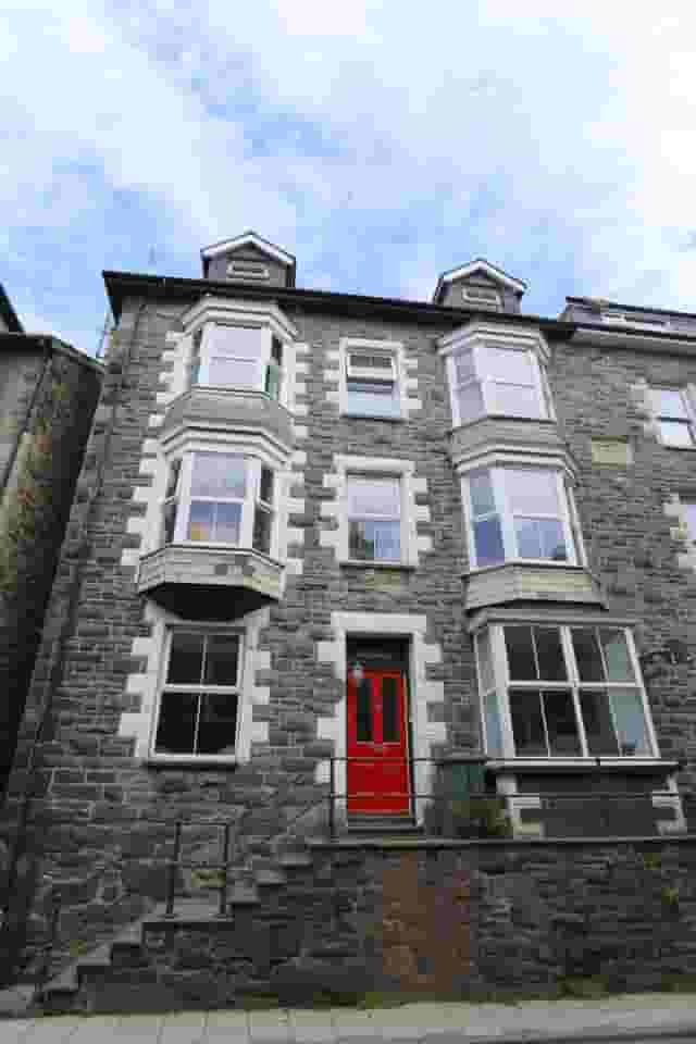 Whole House (Exclusive Use) - sleeps 16
