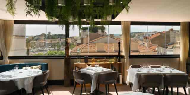 Le Roof - image 2